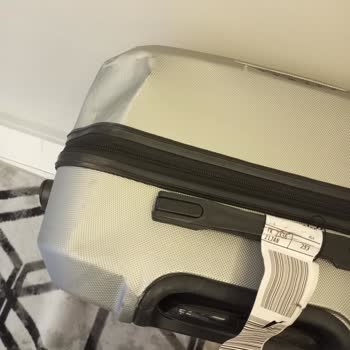 Valizimiz Bagajda Paramparça Oldu