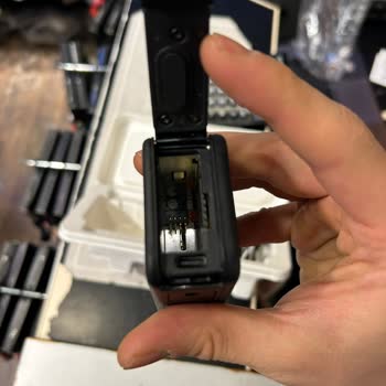 Su Geçiren GoPro Ve İletişimsiz Satıcı