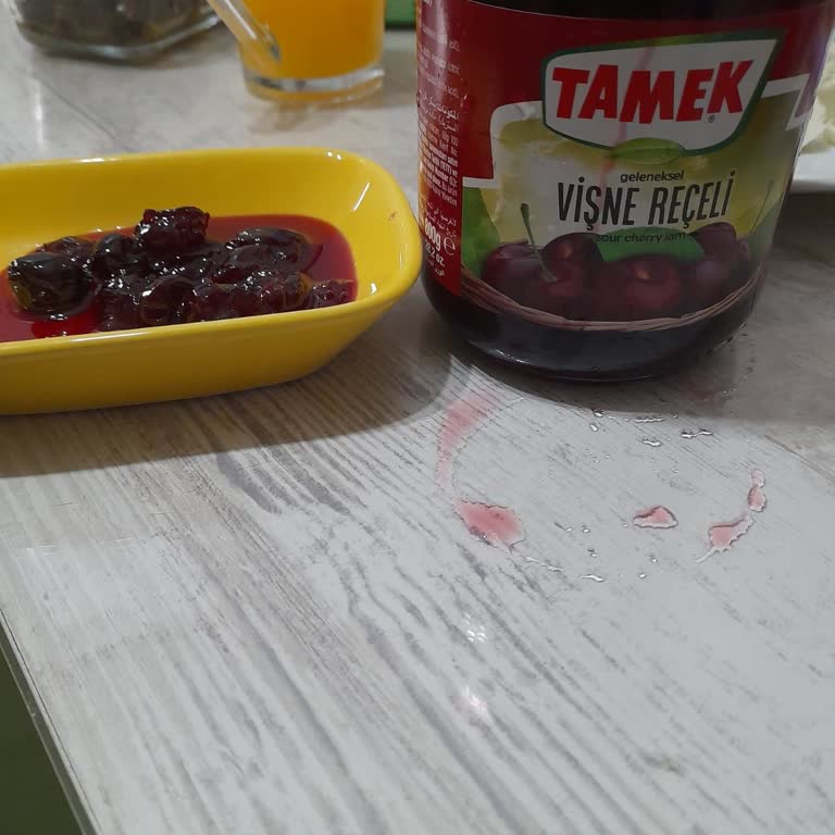 Vişne Reçelinde Hayal Kırıklığı: Beklenen Taneler Nerede?