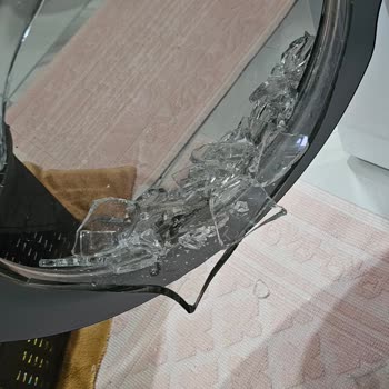 Patlayan Cam Kapak Nedeniyle Beko Çamaşır Makinesi Sorunu