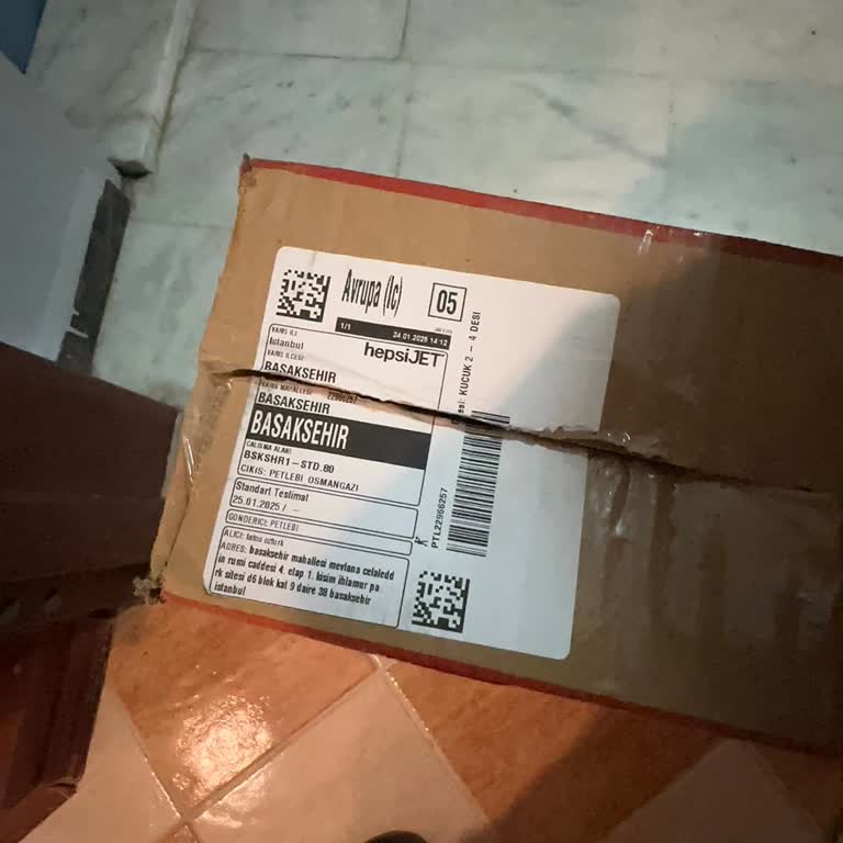 Hepsijet Kargo Çalışanının Saygısız Davranışı