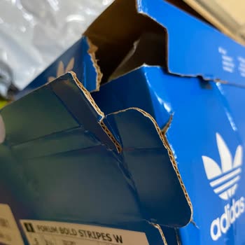 SuperStep Adidas Ayakkabı Paketleme Sorunu