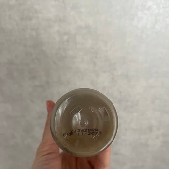 Sephora'dan Gelen Küflü Ve Tarihi Geçmiş Şampuan Şoku