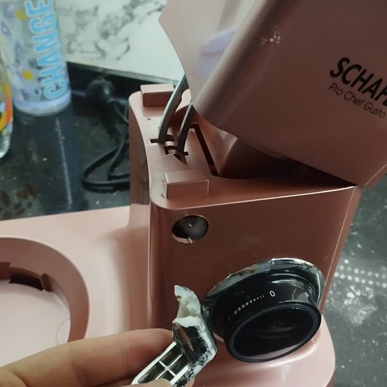 Teknik Servis Sorunu: Parça Bekleyen Hamur Yoğurma Makinesi