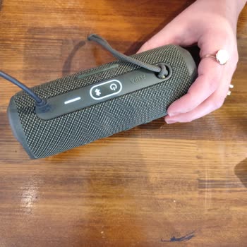 JBL Flip 6 Şarj Sorunu: Çözüm Bekliyorum