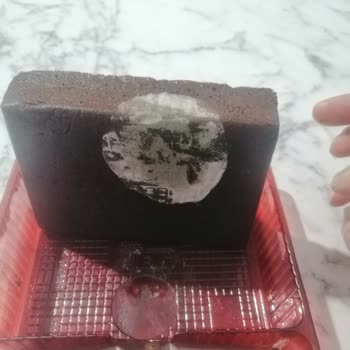 Eti Browni Küf Sorunu Ve İletişim Eksikliği