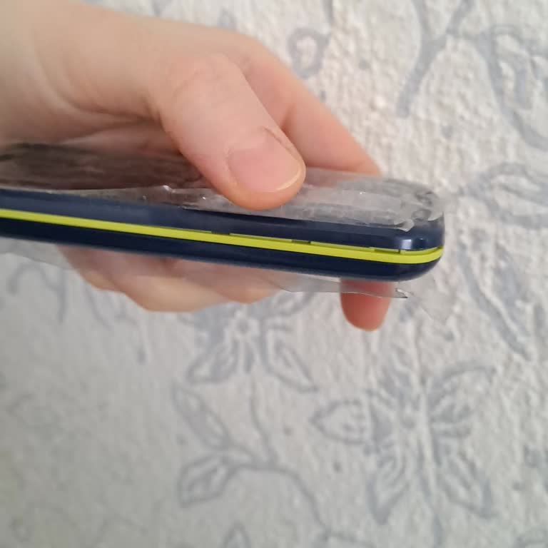 Bozuk Telefon Ve Yetersiz Müşteri Hizmetleri