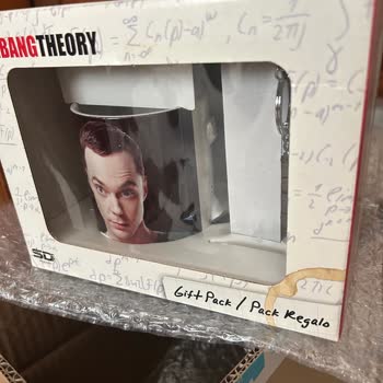 Kırık Ürün Ve Ulaşılmaz Müşteri Hizmetleri