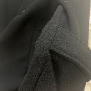 Zara Kabanın Tüylenme Sorunu