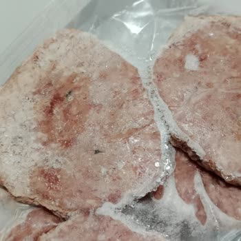 Köftede Şüpheli Siyahlık