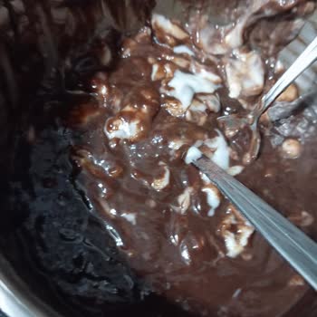 BİM Daphne Çikolata Sosun İçinde Kum Var