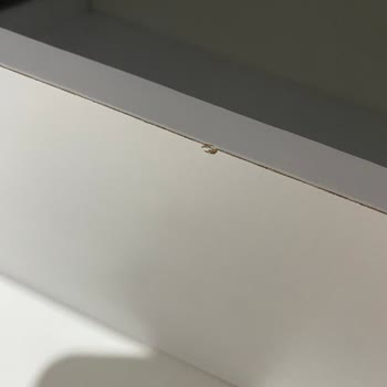 Defolu Ç**** Dolabı Ve Kaba Tavırlarla Mağduriyet