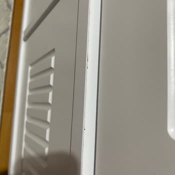 Defolu Ç**** Dolabı Ve Kaba Tavırlarla Mağduriyet