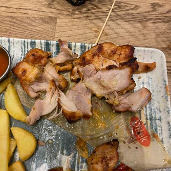 Tavuk Cheeseburger'de Çiğ Tavuk Sorunu