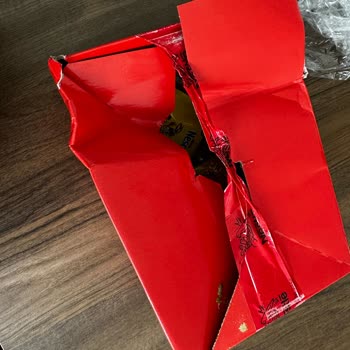 Polo Şekerden Çıkan Böcekler Hijyen Sorununu Gözler Önüne Seriyor