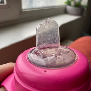 Philips Bebeğimin Güvenliği Tehlikede: Kalitesiz Suluk Ucu Sorunu