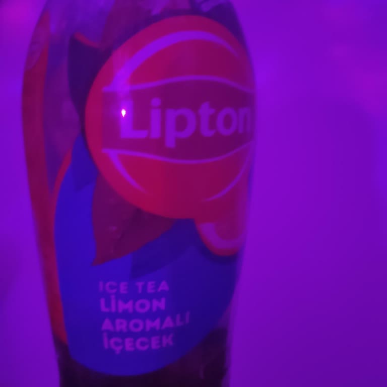 Yanlış Tat: Limonlu Beklerken Şeftalili İce Tea Sürprizi