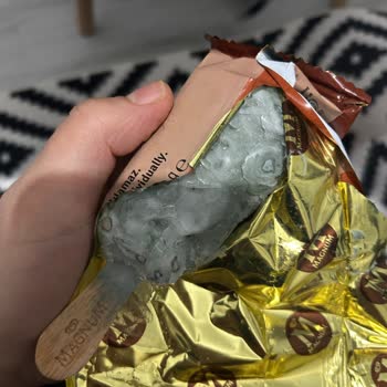 Küflü Magnum Ve İade Sorunu