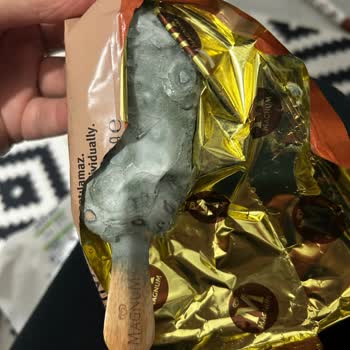 Küflü Magnum Ve İade Sorunu