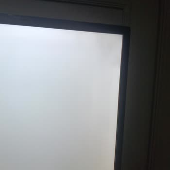 Onvo Televizyon Ekranında Tozlanma Sorunu