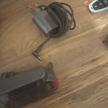 Dyson Süpürgenin Şarj Sorunu Ve Stok Sıkıntısı