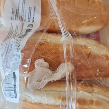 Migros Sanal Market'ten Gelen Sandviç Ekmeğinde Şok Edici Sargı Bezi