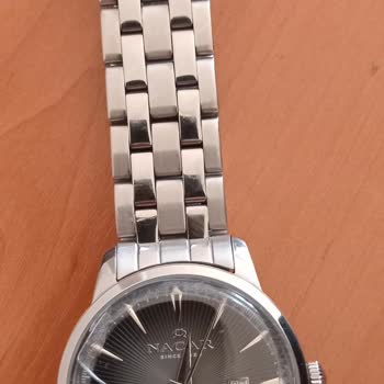 Nacar Saatin Sürekli Çatlayan Cam Sorunu