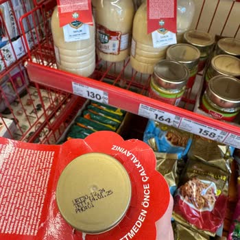 SKT Geçmiş Ürün Satışı: Halk Sağlığı Tehlikede