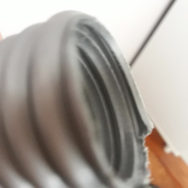 Arnica Süpürgenin Borusu İlk Kullanımda Kırıldı