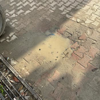 Bahçelievler'de Delik Deşik Yollar Mağduriyeti