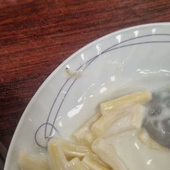 Yemekhanede Hijyen Ve Kalite Sorunları Sağlığımızı Tehdit Ediyor