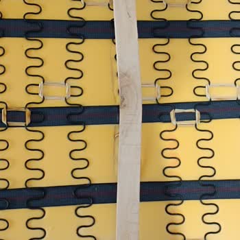 Kalitesiz Koltuklar Misafirlere Rezil Ediyor