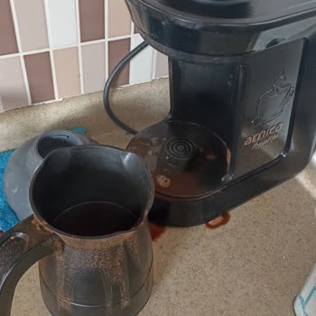Kahve Makinesi Sorunu: Taşma Ve Güvenlik Endişesi