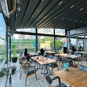 Sigara Kokusu Ve İkinci Sınıf Muamelesi