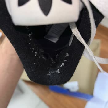Adidas Ayakkabıda Erken Yıpranma Ve Garanti Sorunu