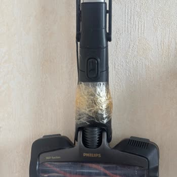Philips Dikey Süpürge: Kalitesiz Parçalar Ve Yetersiz Servis Hizmeti