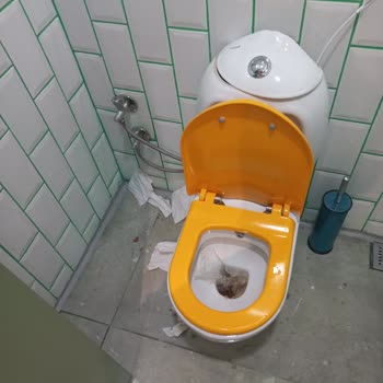 Çocuklar İçin Tehlikeli Ve Kirli Ortam