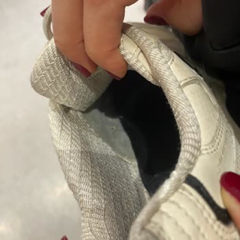 Skechers Ayakkabının Dayanıksızlığı Ve İlgisiz Müşteri Hizmeti