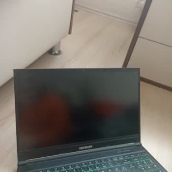 Monster Abra A5 Ekran Sorunu