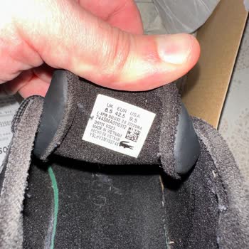 Lacoste Ayakkabılarda Kronik Sorun: Yırtılan Astarlar