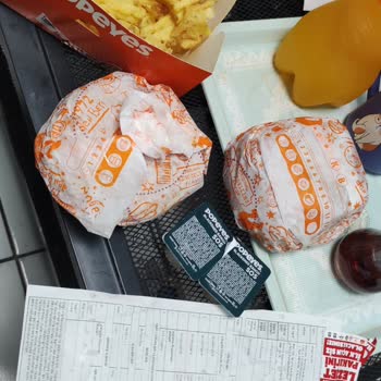 Yanlış Sipariş: Popeyes Menüsü Hayal Kırıklığı