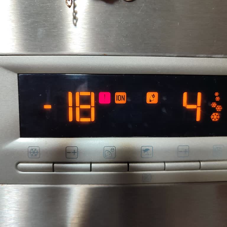 Arçelik Buzdolabı Sorunu Çözülmüyor!