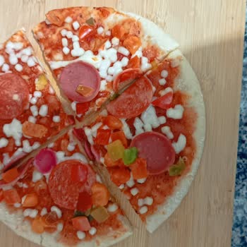 BİM'den Aldığım Pizza Pişmedi, Param Çöpe Gitti