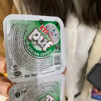 Son Tüketim Tarihi Geçmiş Ürün Ve İlgisiz Çalışan Tavrı