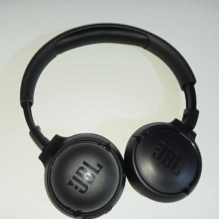 JBL Tune 560BT Kulaklık Sol Taraf Sorunu