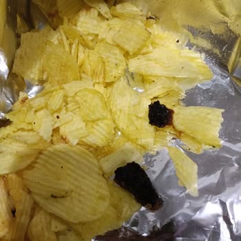 Ruffles Cipsin Yanmış Yağ Kokusu Ve Kalıntı Sorunu