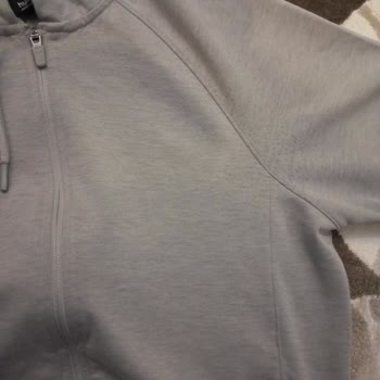 Hummel Mağazasından Aldığımız Hırka Tüylenme Sorunu