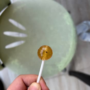 Toybox Lolipopun İçinden Çıkan Şüpheli Madde