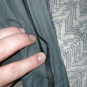 DeFacto Montun Fermuar Sorunu Ve Yetersiz Müşteri Hizmetleri