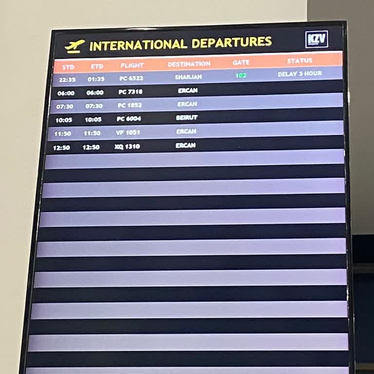 Unerwartete Verspätung und Flughafenwechsel bei Pegasus-Flug